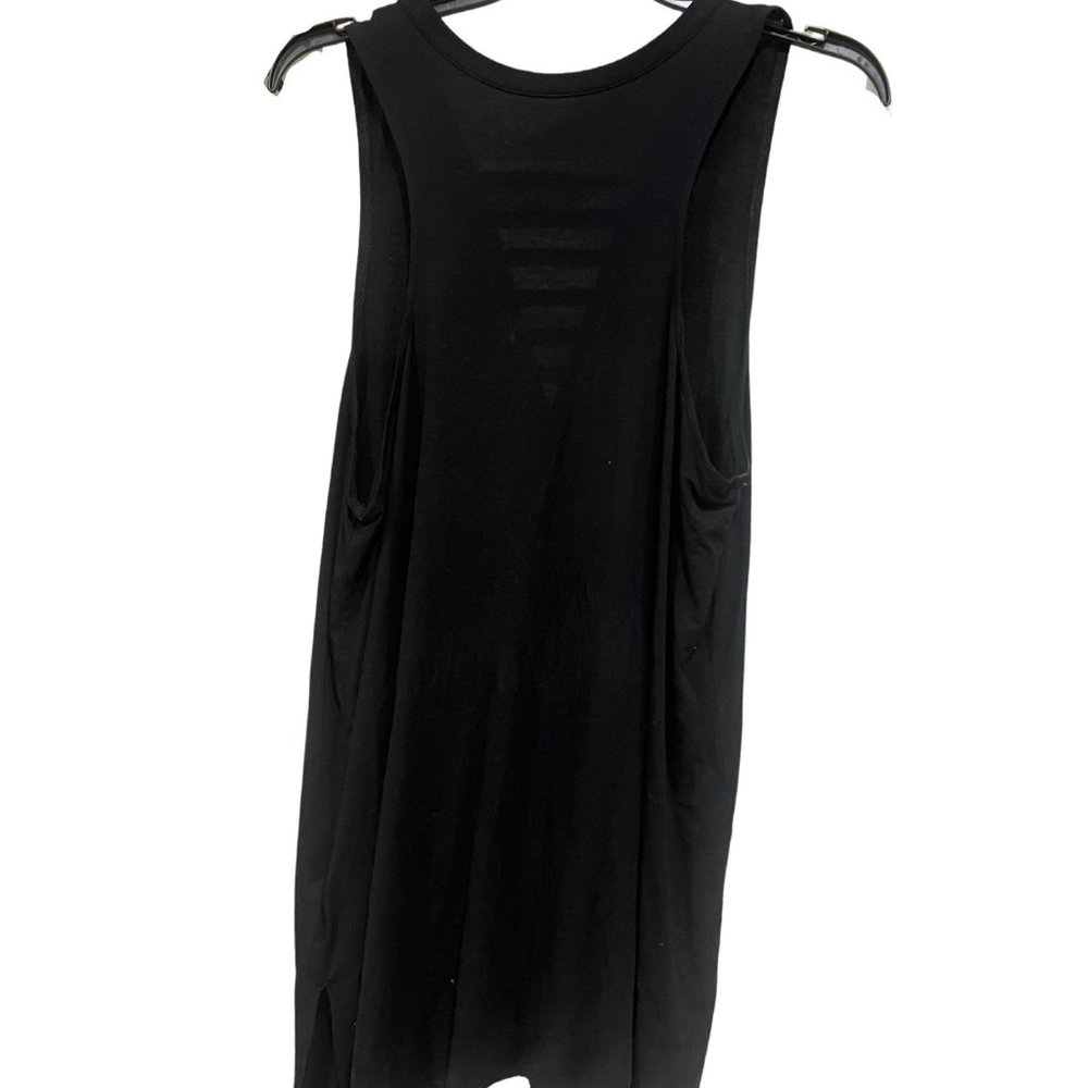 American Eagle Outfitters Tank Top - V-Neck with design - Size large